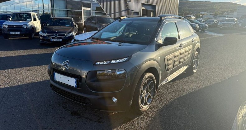 Citroen C4 Cactus PURETECH 82 SHINE