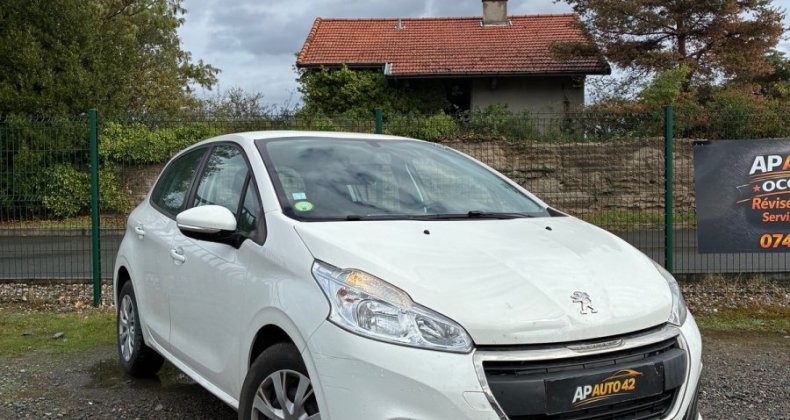Peugeot 208 1.5 HDI 100CH SOCIÃTÃ (PASSAGE EN 5 PL