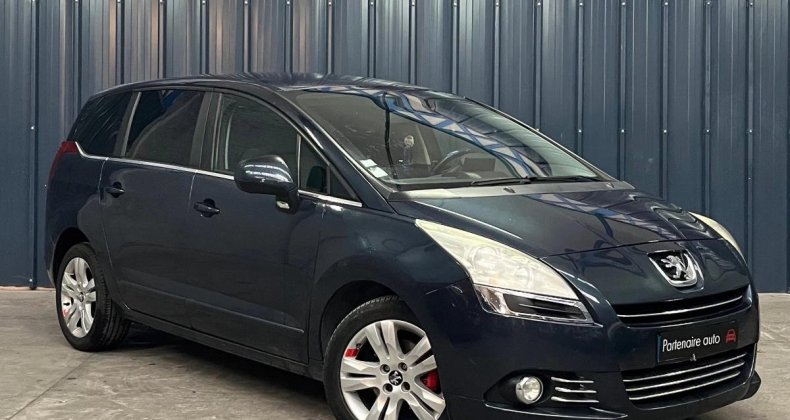 Peugeot 5008 1.6 HDI 110 7 PLACES - Garantie 1 an - R