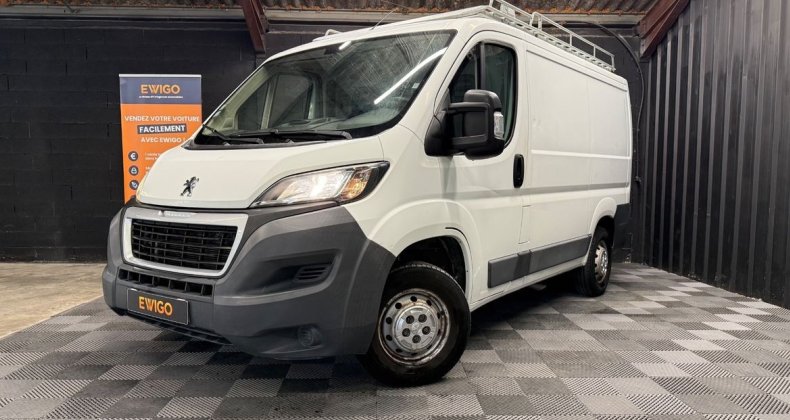 Peugeot Boxer vu fourgon 330 2.2 hdi 110 l1h1 confort 