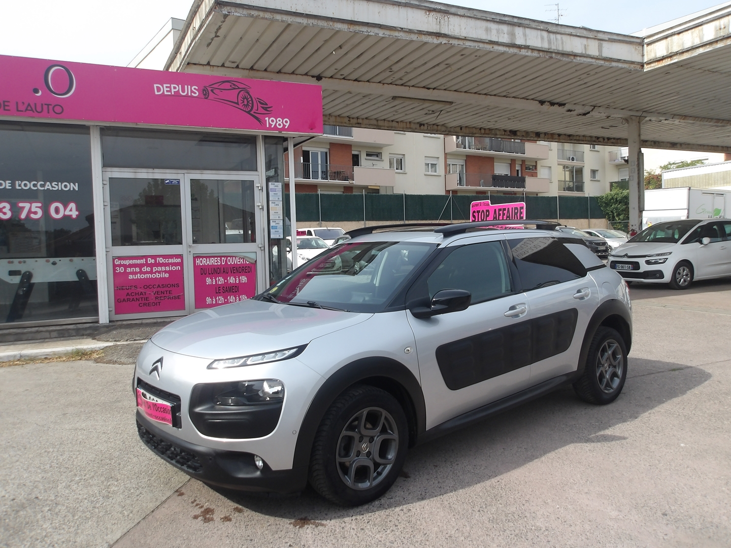 CITROEN C4 CACTUS BLUEHDI 100 SHINE